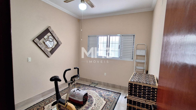 Imagem Casa com 4 Quartos à Venda, 215 m² em Vila Menuzzo - Sumaré Imagem Casa com 4 Quartos à Venda, 215 m² em Vila Menuzzo - Sumaré