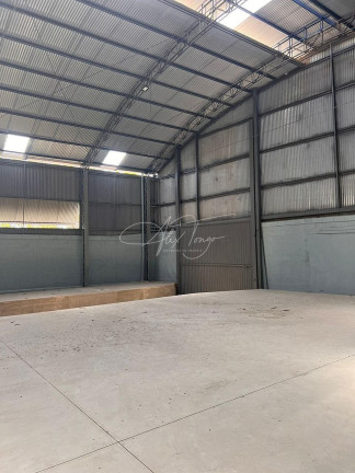 Imóvel Comercial para Alugar, 812 m² em Jardim Limoeiro - Serra