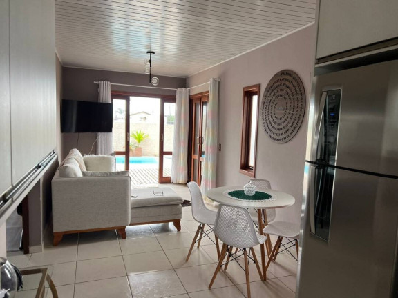 Imagem Casa com 3 Quartos à Venda, 165 m² em Centro - Balneário Barra Do Sul Imagem Casa com 3 Quartos à Venda, 165 m² em Centro - Balneário Barra Do Sul