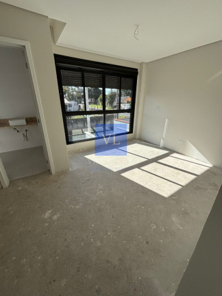 Imagem Casa com 3 Quartos à Venda, 155 m² em Uberaba - Curitiba