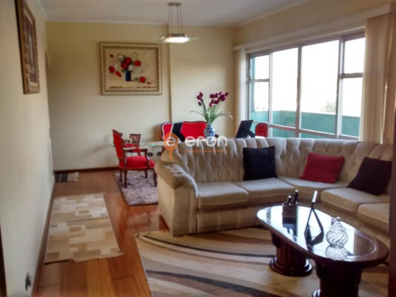 Imagem Apartamento com 3 Quartos à Venda, 127 m²