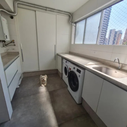 Imagem Imóvel com 3 Quartos à Venda, 125 m² em Moema - São Paulo