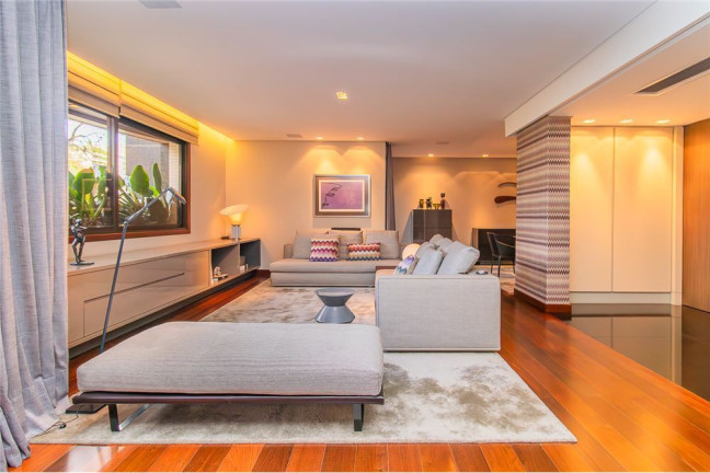 Imagem Apartamento com 3 Quartos à Venda, 322 m² em Moinhos De Vento - Porto Alegre Imagem Apartamento com 3 Quartos à Venda, 322 m² em Moinhos De Vento - Porto Alegre