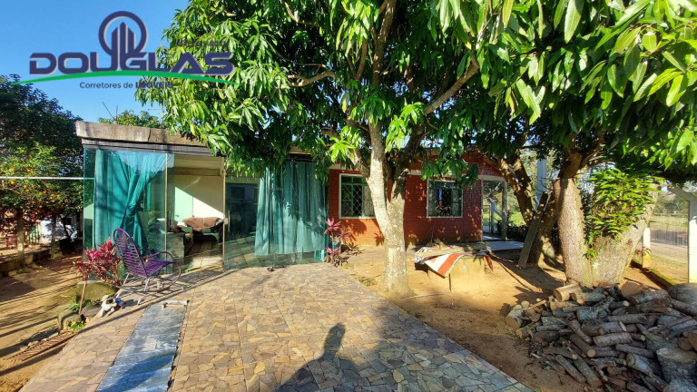 Imagem Casa com 2 Quartos à Venda, 800 m² em Viamão Imagem Casa com 2 Quartos à Venda, 800 m² em Viamão