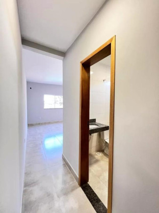 Imagem Casa com 3 Quartos à Venda, 243 m² em Parque Das Laranjeiras Acréscimo - Goiânia