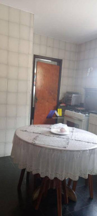 Imagem Casa com 4 Quartos à Venda, 404 m² em Centro - Pouso Alegre Imagem Casa com 4 Quartos à Venda, 404 m² em Centro - Pouso Alegre