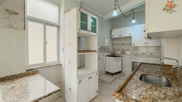 Imagem Imóvel com 3 Quartos à Venda, em Cidade Baixa - Porto Alegre Imagem Imóvel com 3 Quartos à Venda, em Cidade Baixa - Porto Alegre