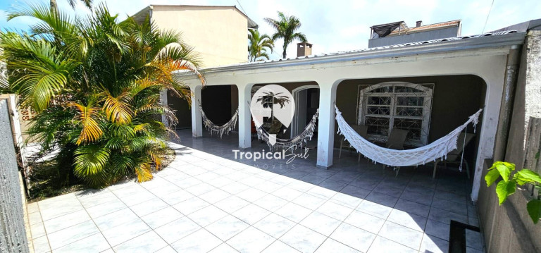 Imagem Casa com 5 Quartos à Venda, 214 m² em Pontal Do Sul - Pontal Do Parana Imagem Casa com 5 Quartos à Venda, 214 m² em Pontal Do Sul - Pontal Do Parana