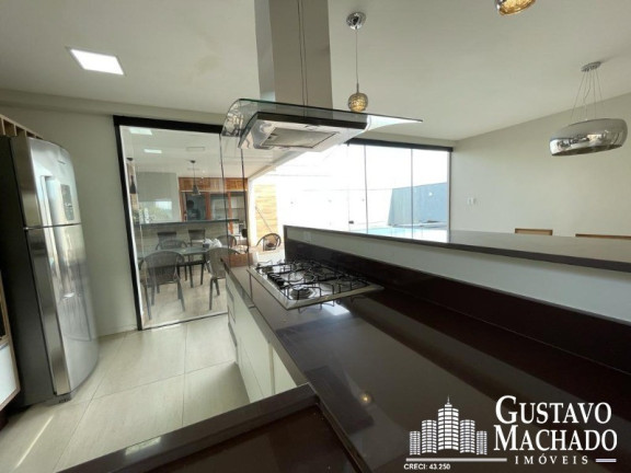 Imagem Casa com 3 Quartos à Venda, 216 m² em Jardim Belvedere - Volta Redonda Imagem Casa com 3 Quartos à Venda, 216 m² em Jardim Belvedere - Volta Redonda