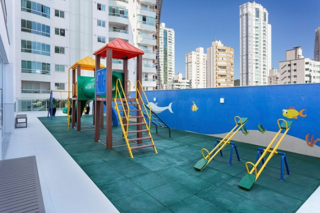 Imagem Apartamento com 4 Quartos à Venda, 131 m² em Centro - Balneário Camboriú Imagem Apartamento com 4 Quartos à Venda, 131 m² em Centro - Balneário Camboriú