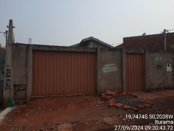 Casa com 2 Quartos à Venda, 180 m² em Pres Vera Lucia Elia - Iturama