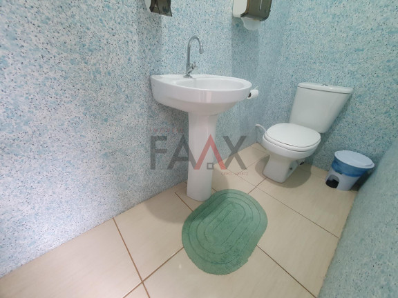 Imagem Casa com 4 Quartos à Venda, 690 m² em Centro - Guarapuava Imagem Casa com 4 Quartos à Venda, 690 m² em Centro - Guarapuava