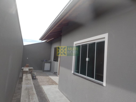 Imagem Casa com 3 Quartos à Venda, 121 m² em Bombas - Bombinhas Imagem Casa com 3 Quartos à Venda, 121 m² em Bombas - Bombinhas