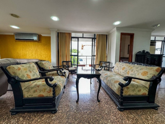 Imagem Imóvel com 4 Quartos à Venda, 243 m² em Nossa Senhora Das Graças - Manaus Imagem Imóvel com 4 Quartos à Venda, 243 m² em Nossa Senhora Das Graças - Manaus
