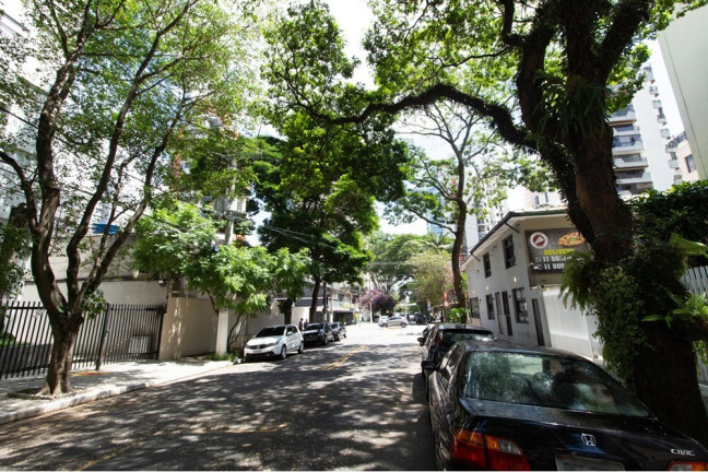 Imagem Apartamento com 2 Quartos à Venda, 78 m² em Moema - São Paulo Imagem Apartamento com 2 Quartos à Venda, 78 m² em Moema - São Paulo