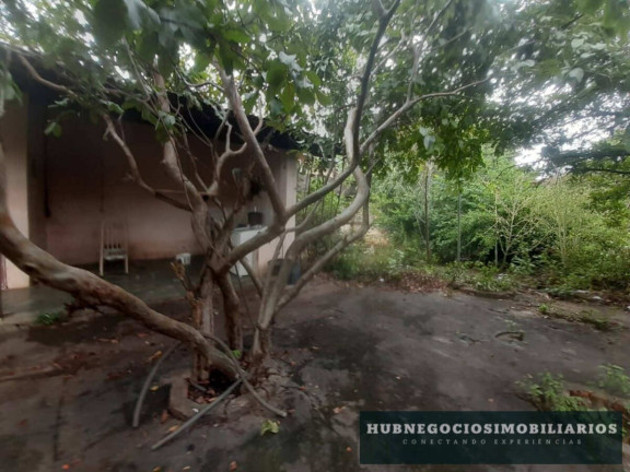 Imagem Imóvel com 2 Quartos à Venda, 180 m² em Edgar Pereira - Montes Claros Imagem Imóvel com 2 Quartos à Venda, 180 m² em Edgar Pereira - Montes Claros