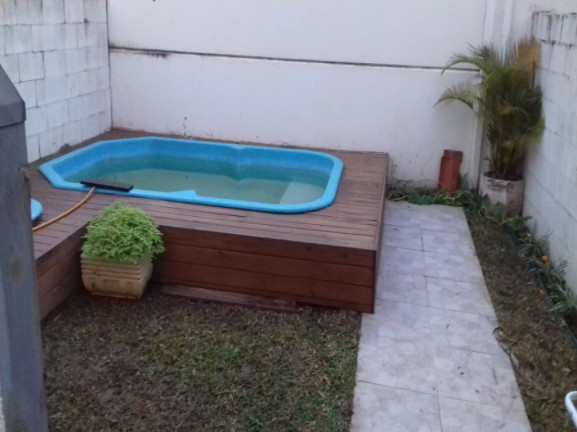 Casa com 2 Quartos à Venda, 75 m² em Hípica - Porto Alegre