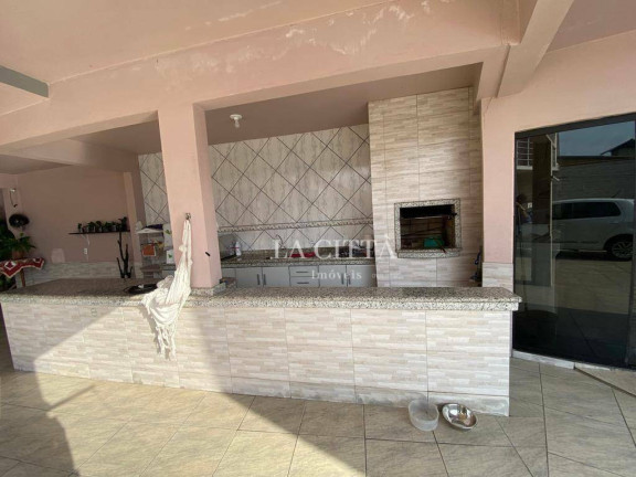 Imagem Casa com 4 Quartos à Venda, 268 m² em Barra Do Rio - Itajaí Imagem Casa com 4 Quartos à Venda, 268 m² em Barra Do Rio - Itajaí