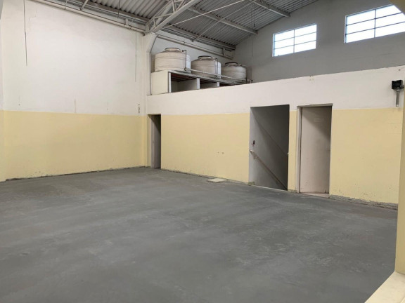 Imagem Galpão para Alugar, 1 m² em Jardim Ruyce - Diadema