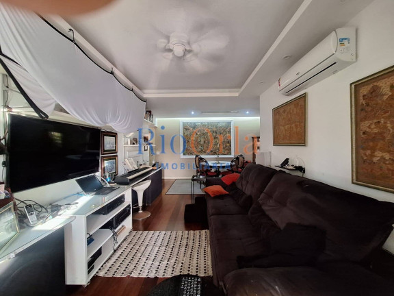 Imagem Apartamento com 3 Quartos à Venda, 129 m² em Barra Da Tijuca - Rio De Janeiro