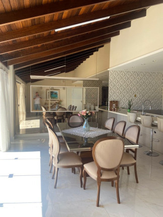 Imagem Sobrado com 2 Quartos à Venda, 280 m² em Centro - Camboriú