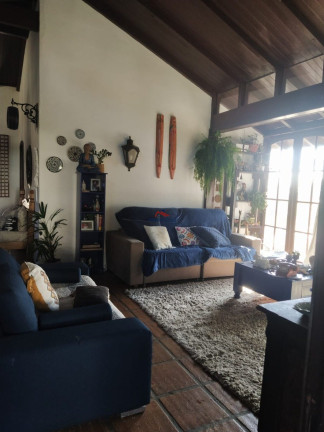 Imagem Imóvel com 13 Quartos à Venda, 312 m² em Canasvieiras - Florianópolis Imagem Imóvel com 13 Quartos à Venda, 312 m² em Canasvieiras - Florianópolis