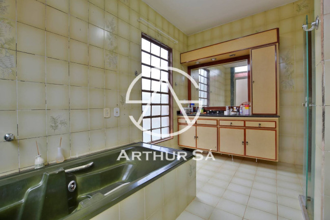 Imagem Casa com 4 Quartos à Venda, 1.100 m² em Lago Norte - Brasília Imagem Casa com 4 Quartos à Venda, 1.100 m² em Lago Norte - Brasília