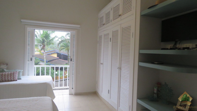 Imagem Casa de Condomínio com 4 Quartos à Venda, 290 m² em Domingas Dias - Ubatuba