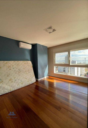 Imagem Casa com 3 Quartos à Venda, 284 m² em Agronômica - Florianópolis Imagem Casa com 3 Quartos à Venda, 284 m² em Agronômica - Florianópolis