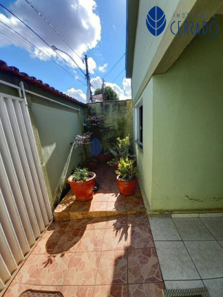 Imagem Casa com 3 Quartos à Venda, 150 m² em Vila Jussara - Anápolis Imagem Casa com 3 Quartos à Venda, 150 m² em Vila Jussara - Anápolis
