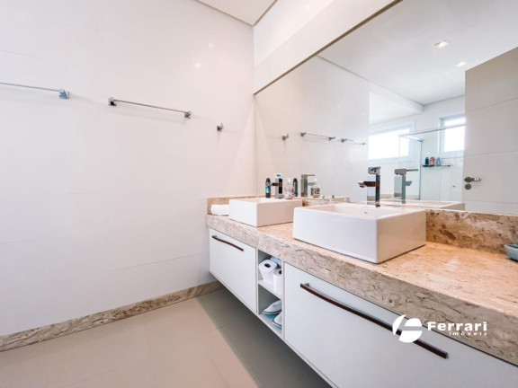 Imagem Casa de Condomínio com 5 Quartos à Venda, 380 m² em Centro - Xangri-lá