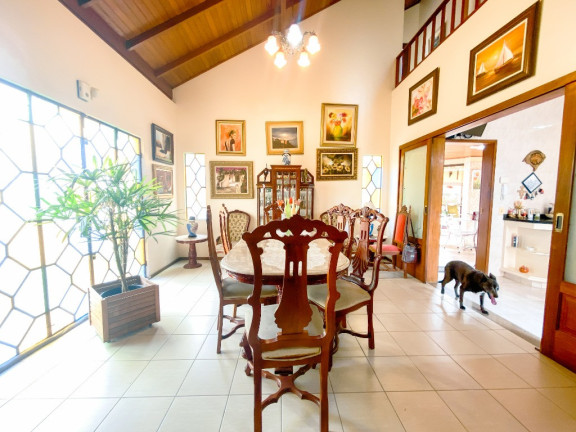 Imagem Casa com 4 Quartos à Venda, 249 m² em Coqueiros - Florianópolis