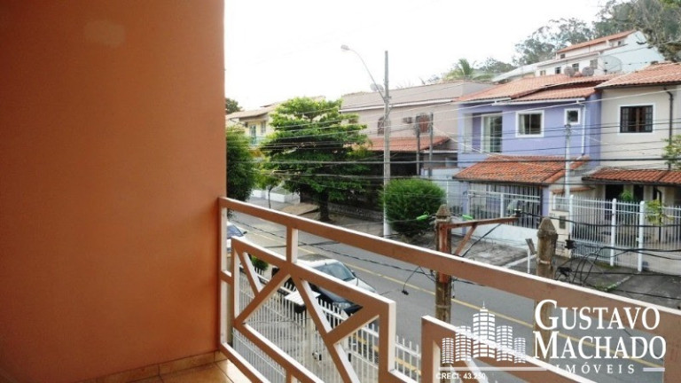 Imagem Casa com 3 Quartos à Venda, 200 m² em Jardim Belvedere - Volta Redonda Imagem Casa com 3 Quartos à Venda, 200 m² em Jardim Belvedere - Volta Redonda
