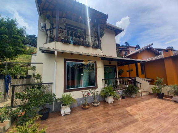 Casa com 3 Quartos à Venda, 200 m² em Vargem Grande - Teresópolis