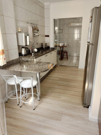 Imagem Imóvel com 3 Quartos à Venda, 132 m² em Centro - Balneário Camboriú Imagem Imóvel com 3 Quartos à Venda, 132 m² em Centro - Balneário Camboriú