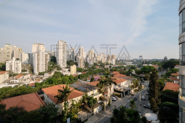 Imagem Imóvel com 4 Quartos à Venda, 267 m² em Pacaembu - São Paulo Imagem Imóvel com 4 Quartos à Venda, 267 m² em Pacaembu - São Paulo