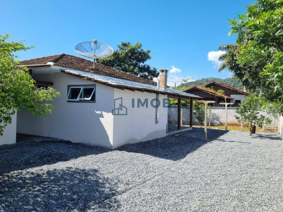 Imagem Casa com 2 Quartos à Venda, 160 m² em Escolinha - Guaramirim
