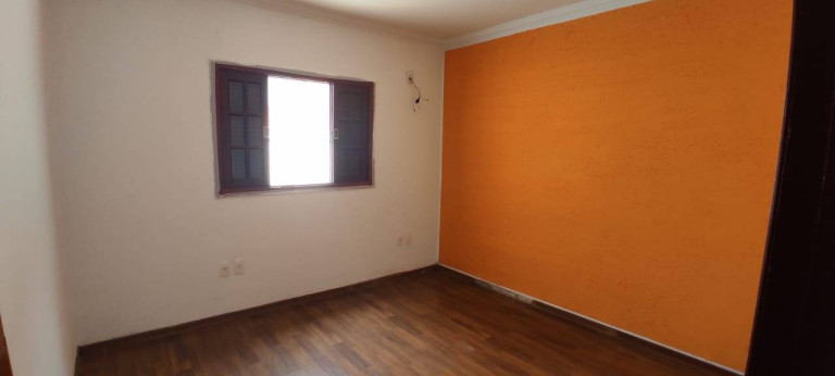 Imagem Casa com 2 Quartos à Venda, 125 m² em Jardim Carolina - Sorocaba Imagem Casa com 2 Quartos à Venda, 125 m² em Jardim Carolina - Sorocaba