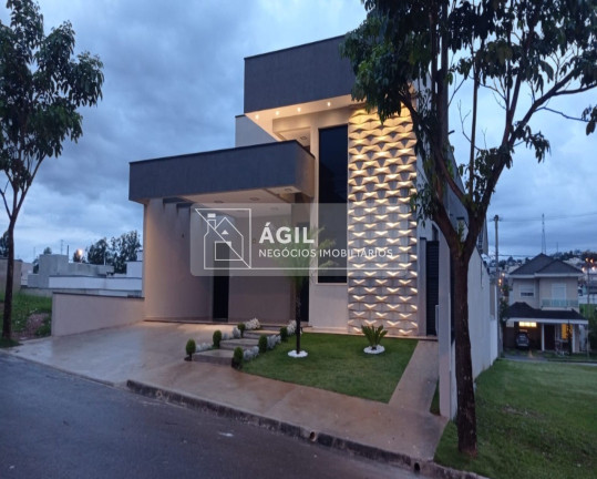Casa com 3 Quartos à Venda, 300 m² em Condomínio Terras Do Vale - Caçapava