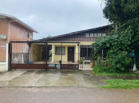 Imagem Casa com 5 Quartos à Venda, 200 m² em Mercês - Curitiba