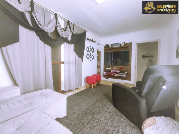 Imagem Casa com 5 Quartos à Venda, 256 m² em Três Vendas - Pelotas