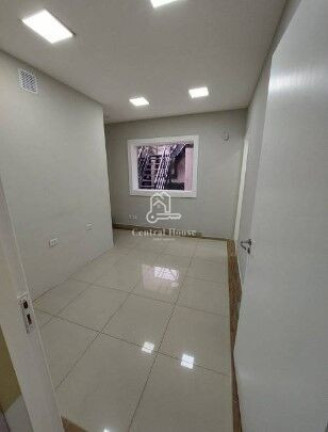 Imagem Casa com 6 Quartos para Alugar, 200 m² em Itaim Bibi - São Paulo Imagem Casa com 6 Quartos para Alugar, 200 m² em Itaim Bibi - São Paulo