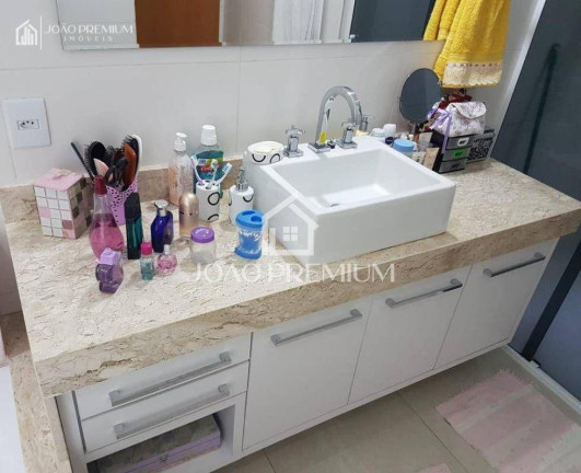 Imagem Sobrado com 5 Quartos à Venda, 250 m² em Bairro Do Grama - Caçapava