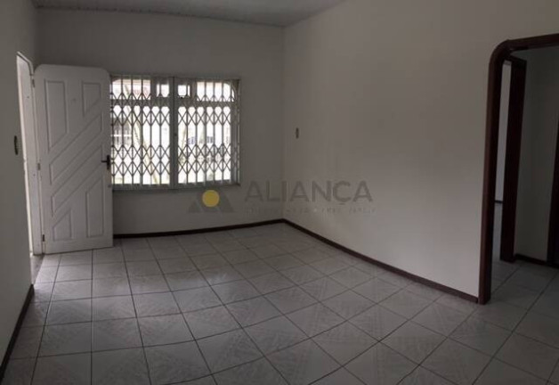 Imagem Casa com 3 Quartos para Alugar, 126 m² em Centro - Navegantes