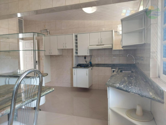 Imagem Casa com 3 Quartos à Venda, 250 m² Imagem Casa com 3 Quartos à Venda, 250 m²