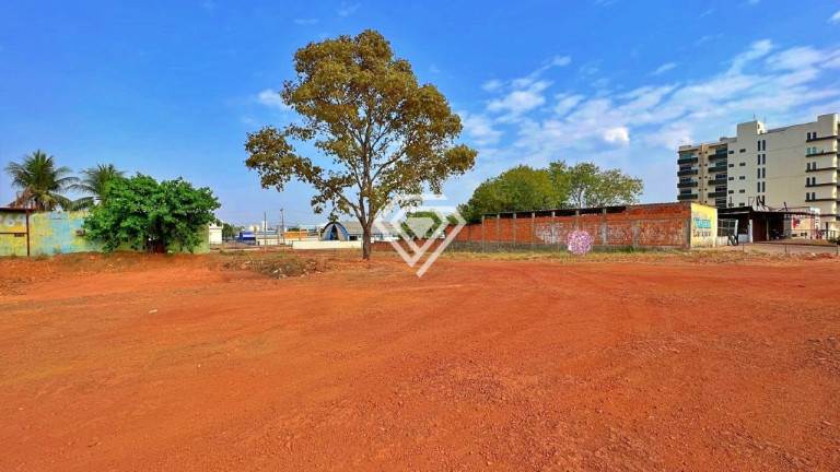 Terreno à Venda, 1.800 m² em Plano Diretor Sul - Palmas