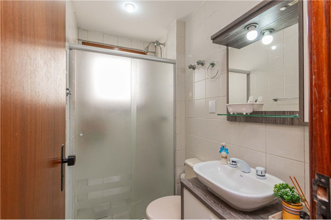 Imagem Apartamento com 3 Quartos à Venda, 123 m² em Petrópolis - Porto Alegre Imagem Apartamento com 3 Quartos à Venda, 123 m² em Petrópolis - Porto Alegre