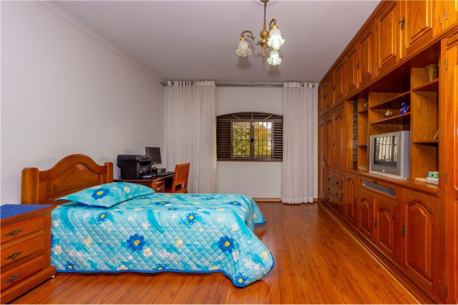 Imagem Casa com 4 Quartos à Venda, 274 m²
