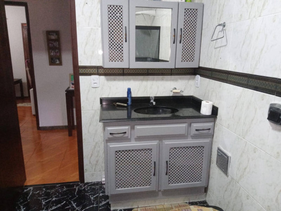 Imagem Casa com 3 Quartos à Venda, em Conego - Nova Friburgo Imagem Casa com 3 Quartos à Venda, em Conego - Nova Friburgo