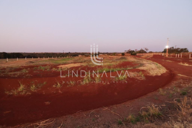 Imagem Fazenda à Venda, 10.000 m² em Três Lagoas - Foz Do Iguacu Imagem Fazenda à Venda, 10.000 m² em Três Lagoas - Foz Do Iguacu